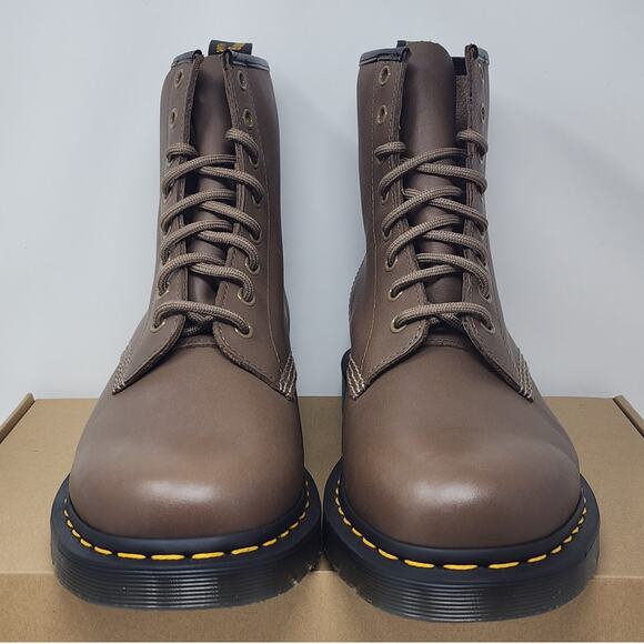 DS Doc Martens 1460 Pascal Leather BROWN Size 10 - Picture 2 of 7
